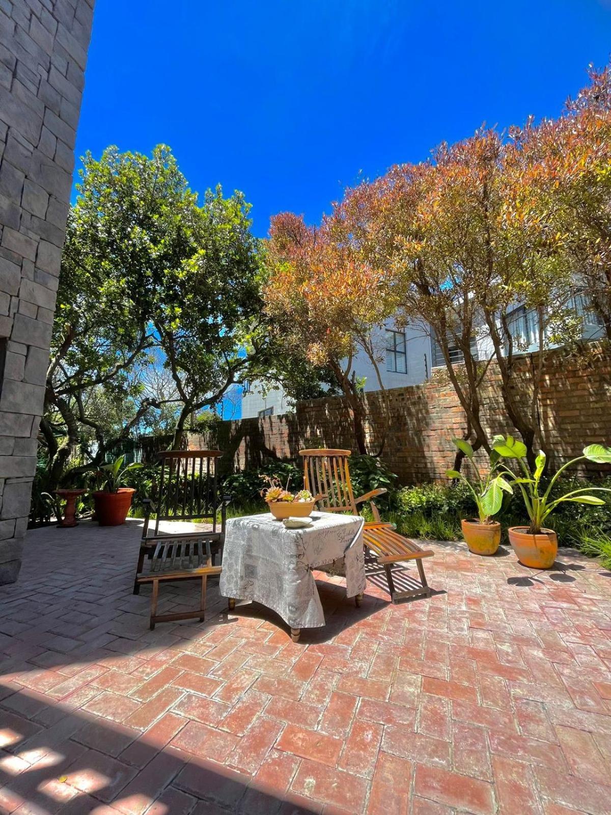 Apartment Forever Joy Hermanus